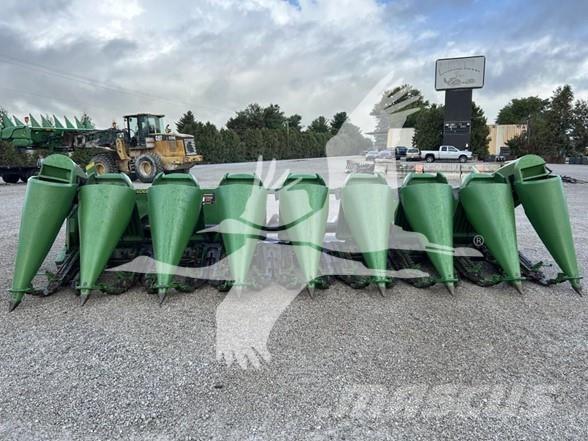 John Deere 893 Kombajnove hlavice