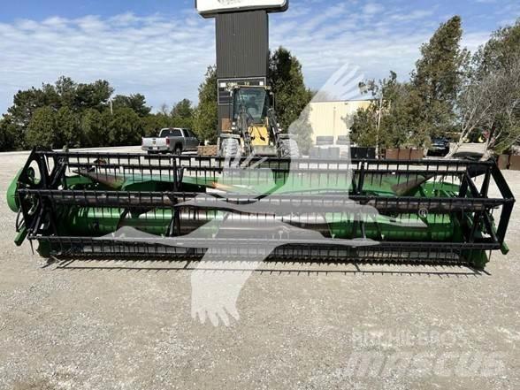 John Deere 918 Kombajnove hlavice