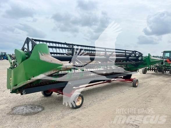 John Deere 925 Kombajnove hlavice