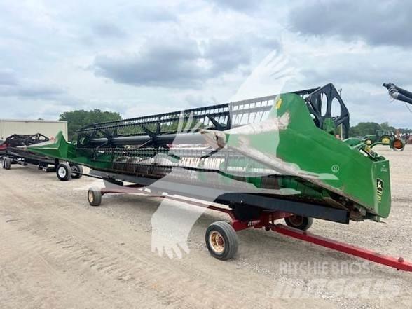 John Deere 925 Kombajnove hlavice