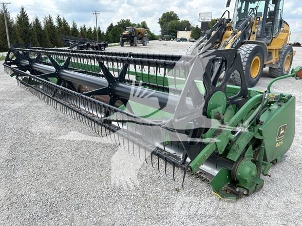 John Deere 925 Kombajnove hlavice