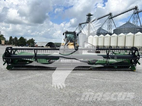John Deere 925 Kombajnove hlavice
