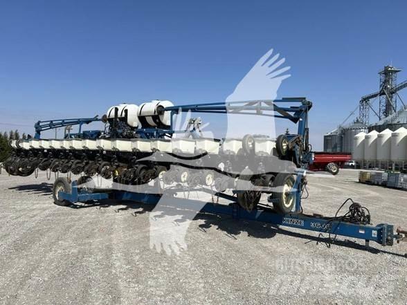 Kinze 3600 Sadiace stroje