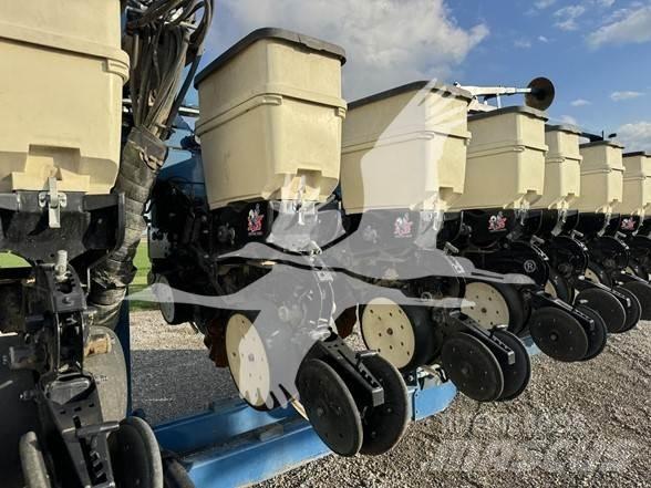 Kinze 3660 Sadiace stroje