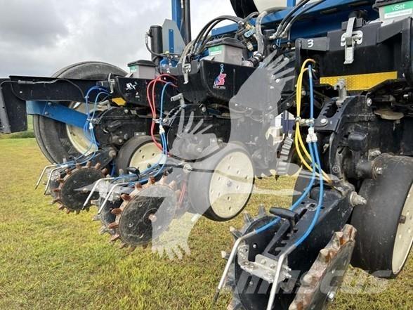 Kinze 3660 Sadiace stroje