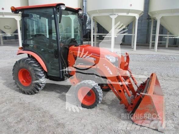 Kubota B3350 Traktory