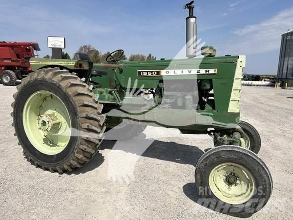 Oliver 1950 Traktory