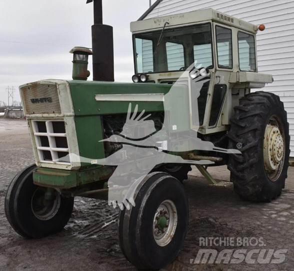 Oliver G1355 Traktory