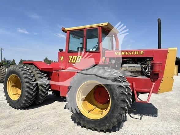 Versatile 700 Traktory