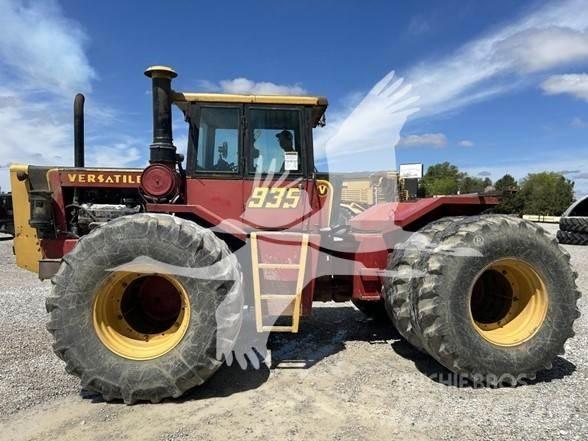 Versatile 935 Traktory