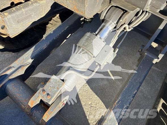 Volvo ECR88D Pásové rýpadlá