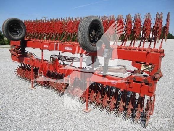 YETTER 3530 Ďalšie stroje na spracovanie pôdy a príslušenstvo