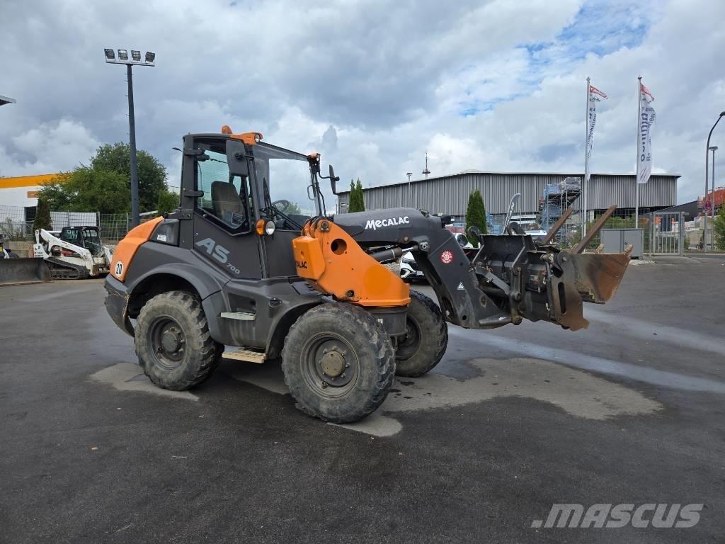 Mecalac AS 700 Kolesové nakladače