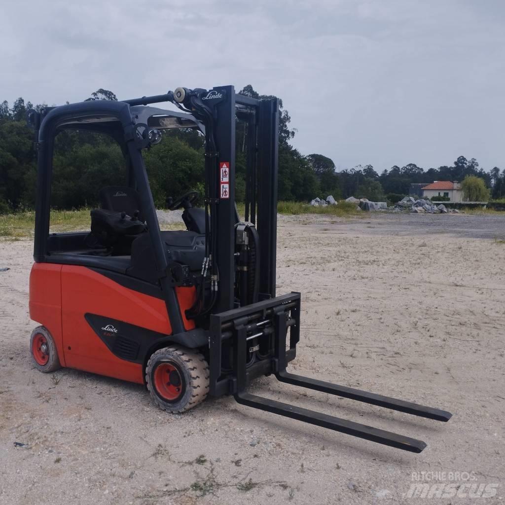 Linde E 20 Akumulátorové vozíky