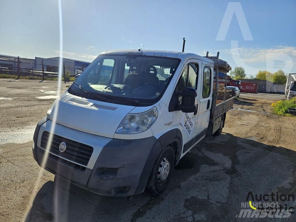 Fiat Ducato 35H Nakladacia/sklápacia bočnica