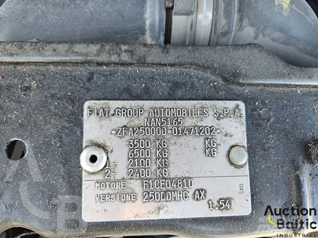 Fiat Ducato 35H Nakladacia/sklápacia bočnica