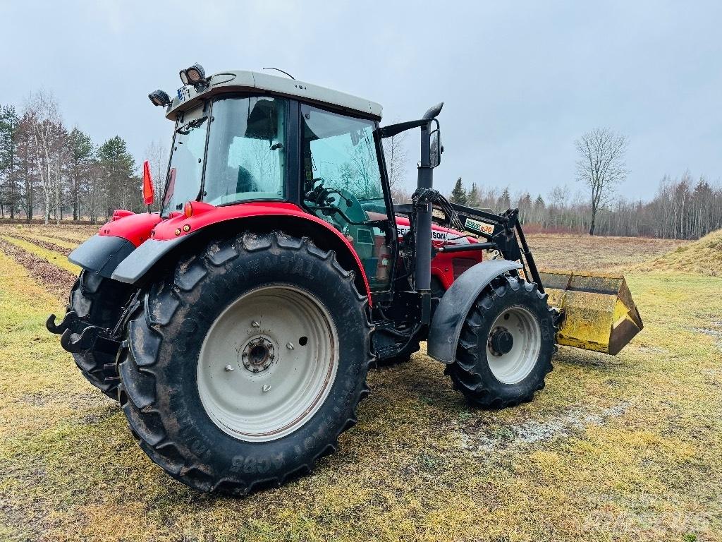 Massey Ferguson 5470 Traktory