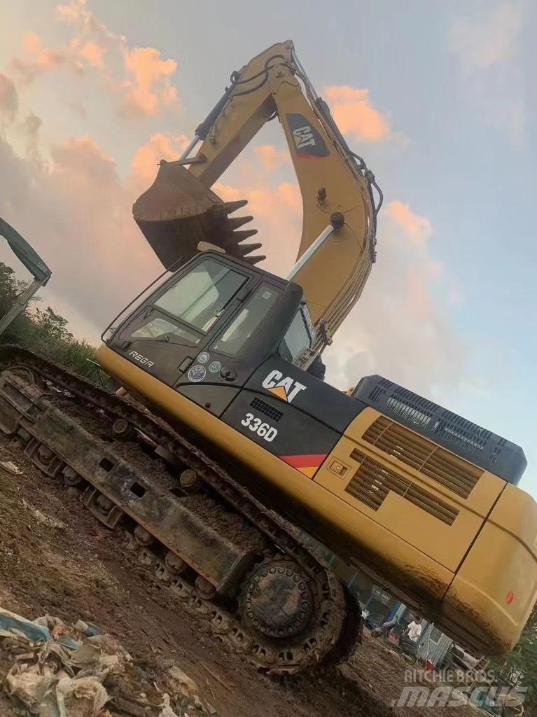CAT 336 D Rýpadlá s dlhým dosahom