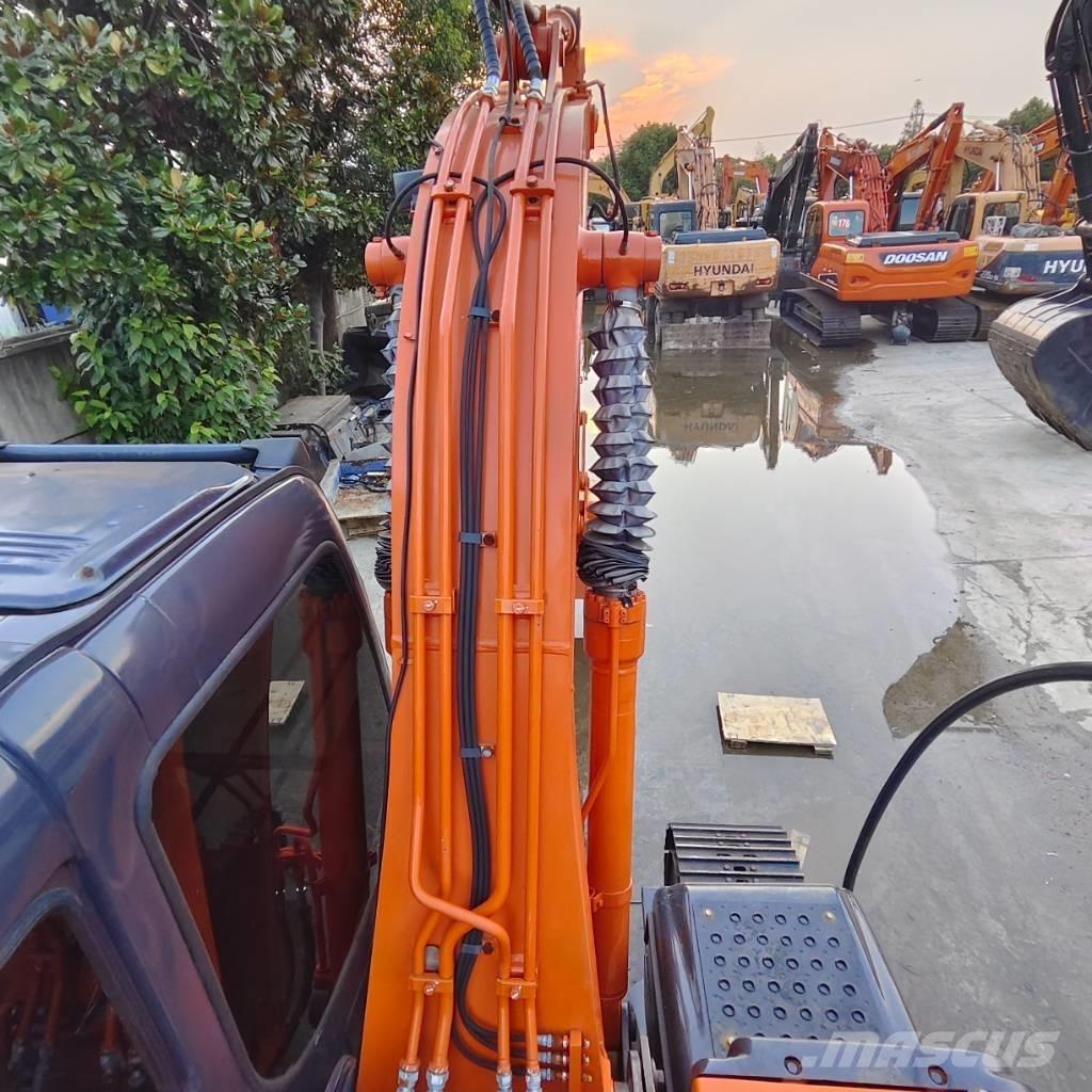 Hitachi ZX 120 Pásové rýpadlá