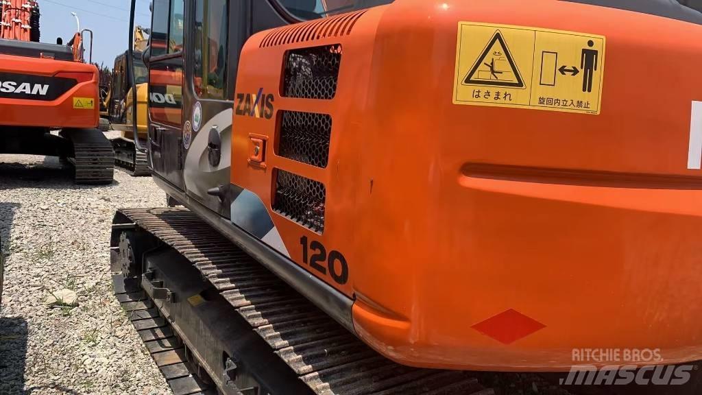 Hitachi ZAXIS120 Pásové rýpadlá