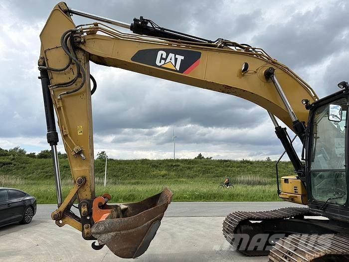 CAT 320FL Pásové rýpadlá