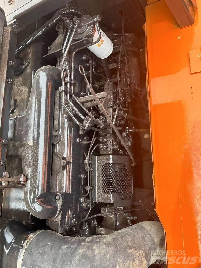 Hitachi ZX 450 H Pásové rýpadlá