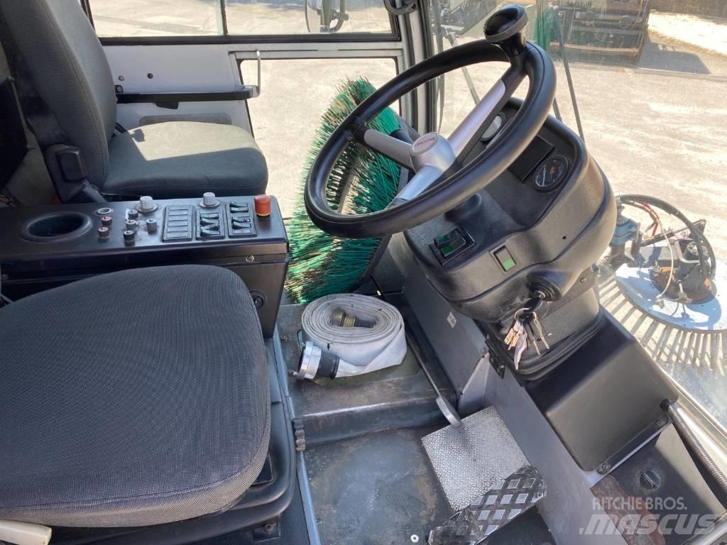 Bucher CityCat 5000 Zametacie stroje