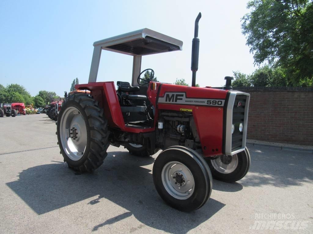 Massey Ferguson 590 Traktory