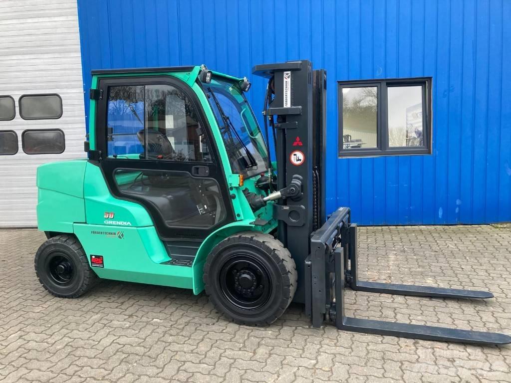 Mitsubishi FD50NT Dieselové vozíky