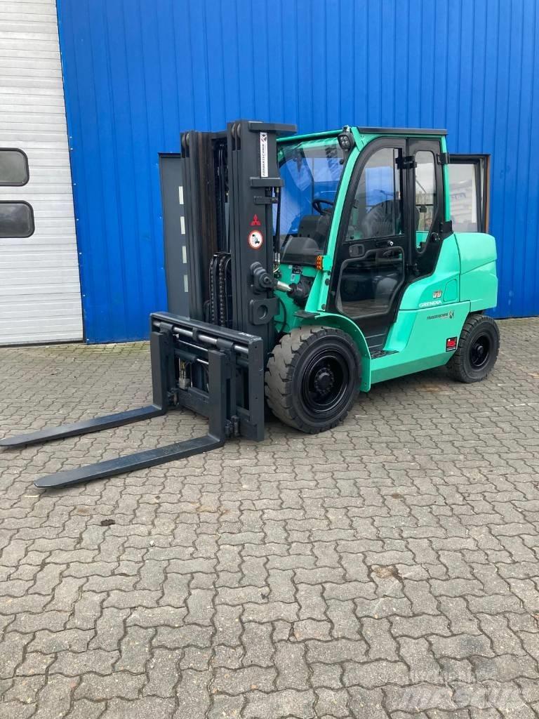 Mitsubishi FD50NT Dieselové vozíky