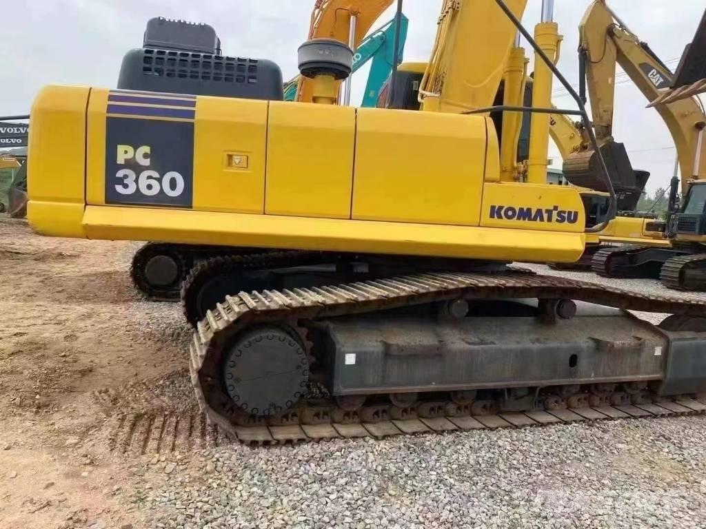 Komatsu pc 360 Pásové rýpadlá