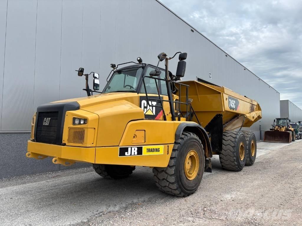 CAT 745 C Kĺbové nákladné autá