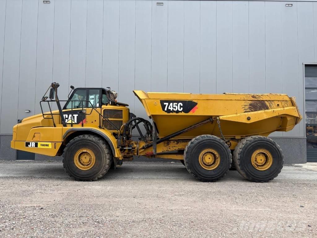 CAT 745 C Kĺbové nákladné autá