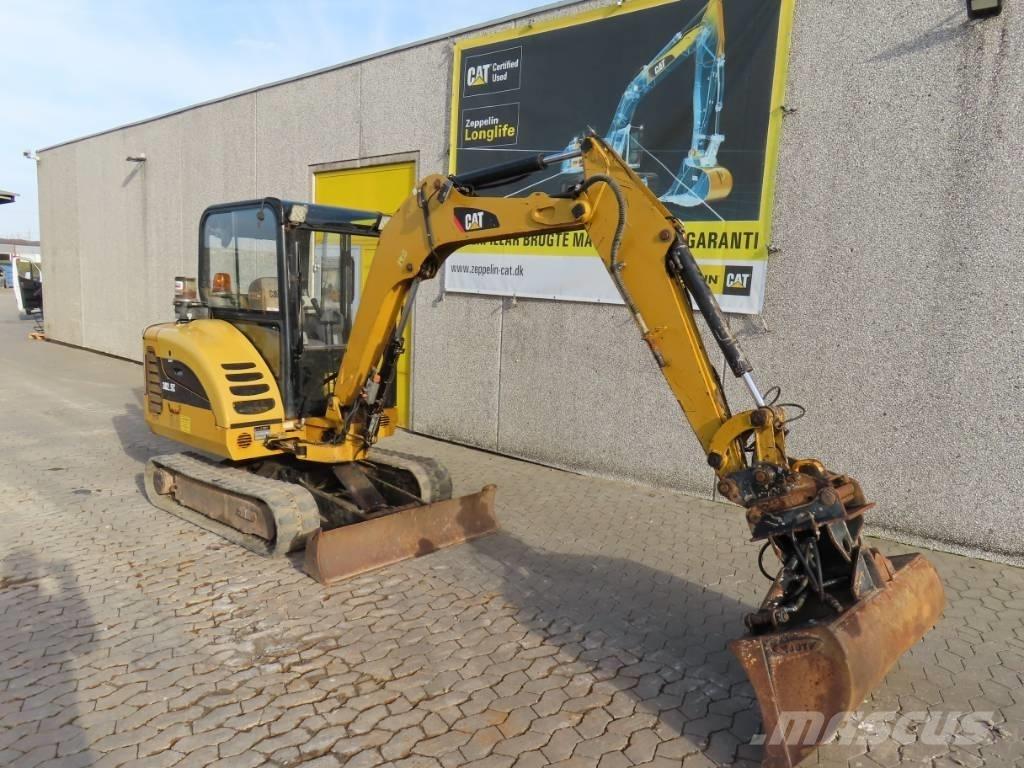 CAT 302.5 C Mini rýpadlá < 7t