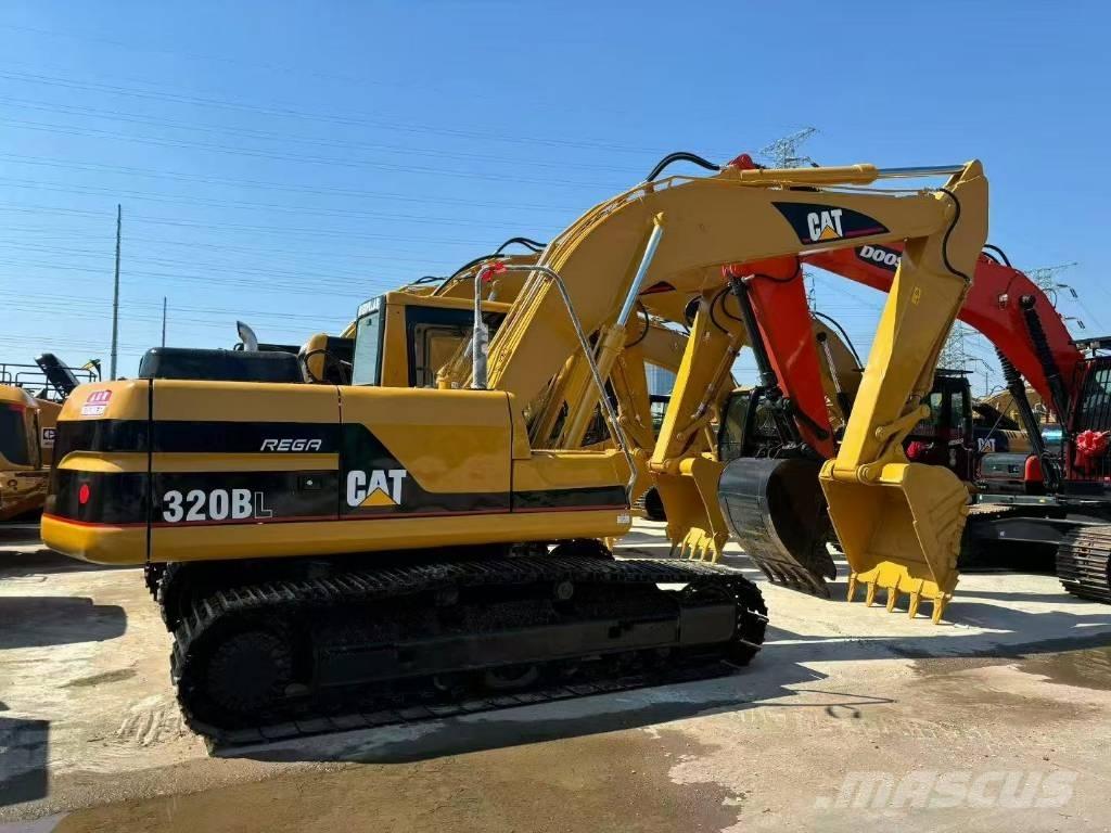 CAT 320 B L Pásové rýpadlá