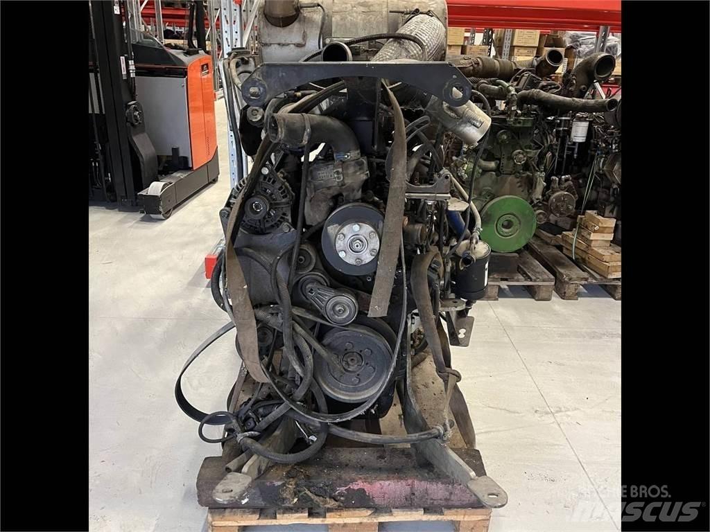 Sisu 74 CWA 4V Motory