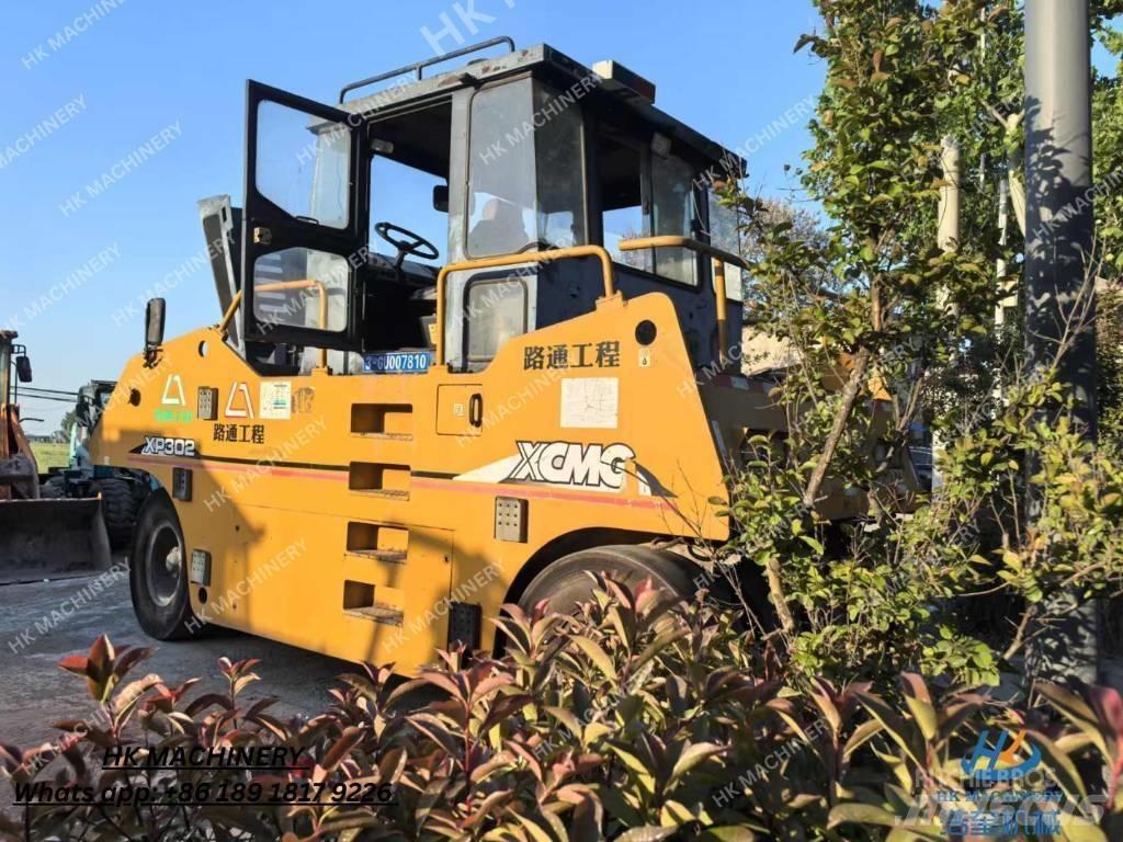XCMG XP302 Pneumatikové valce