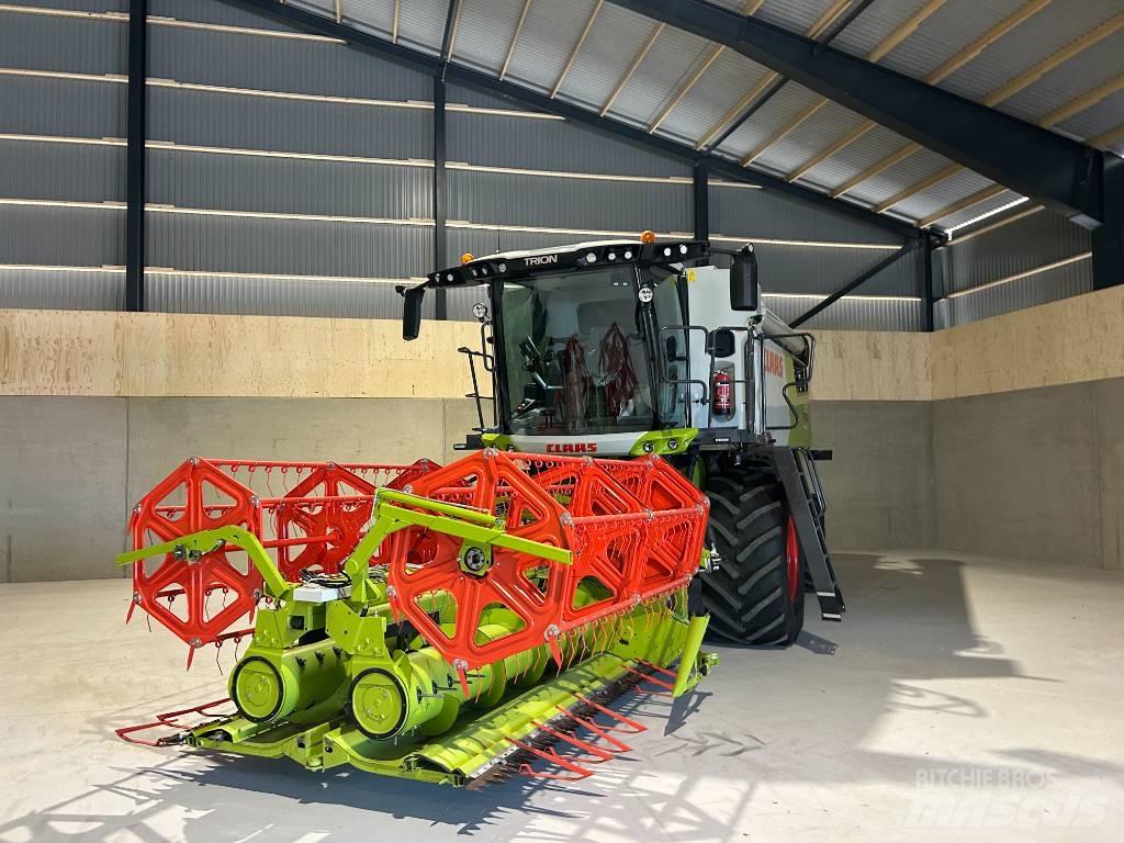 CLAAS Trion 520 Kombinované zberacie stroje