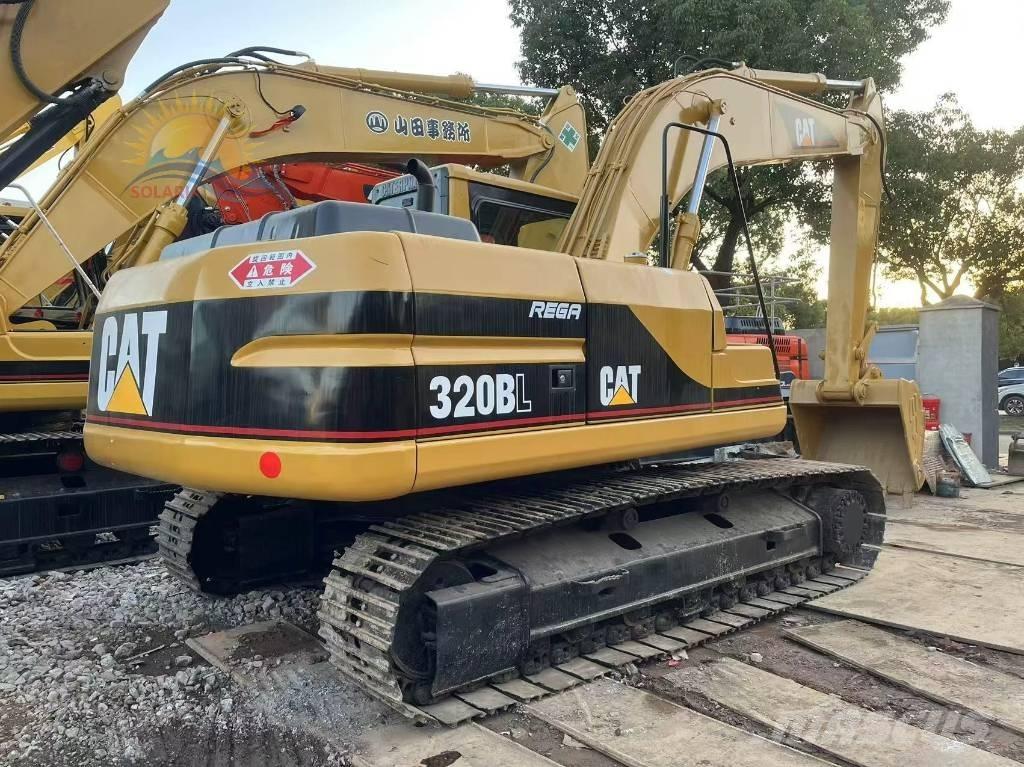 CAT 320 B L Pásové rýpadlá
