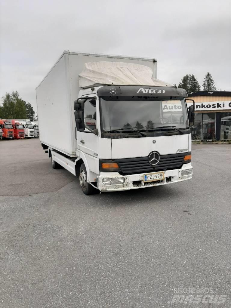 Mercedes-Benz 815 Skriňová nadstavba