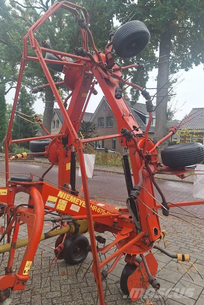 Niemeyer HR 675 DH Obracače a zhrabovače sena