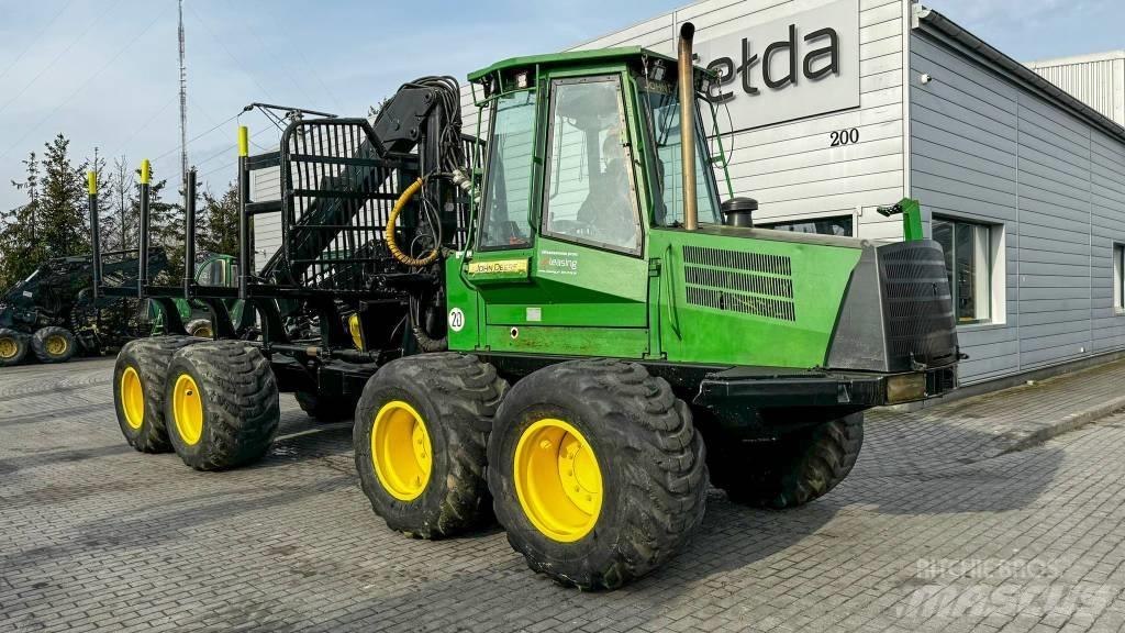 John Deere 1110 D Lesné traktory