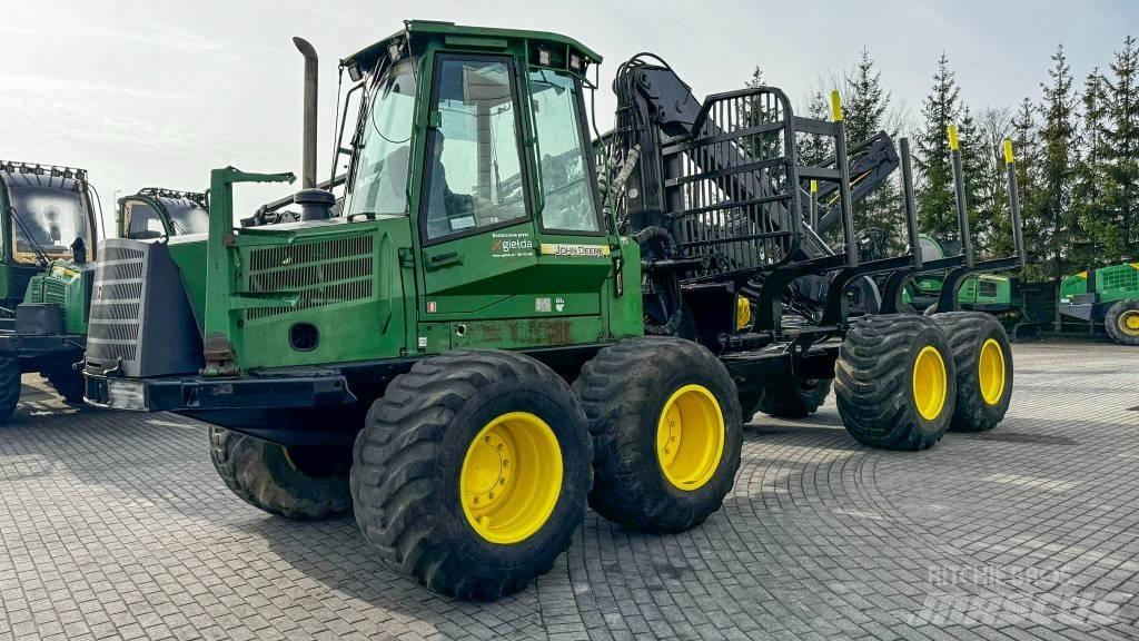 John Deere 1110 D Lesné traktory