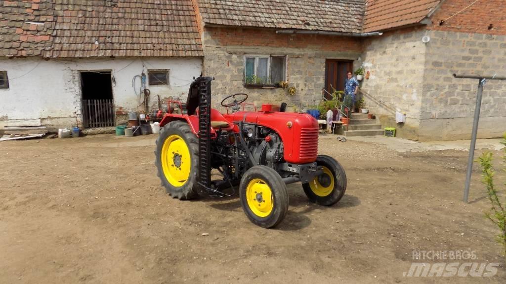 Steyr T 84 Traktory