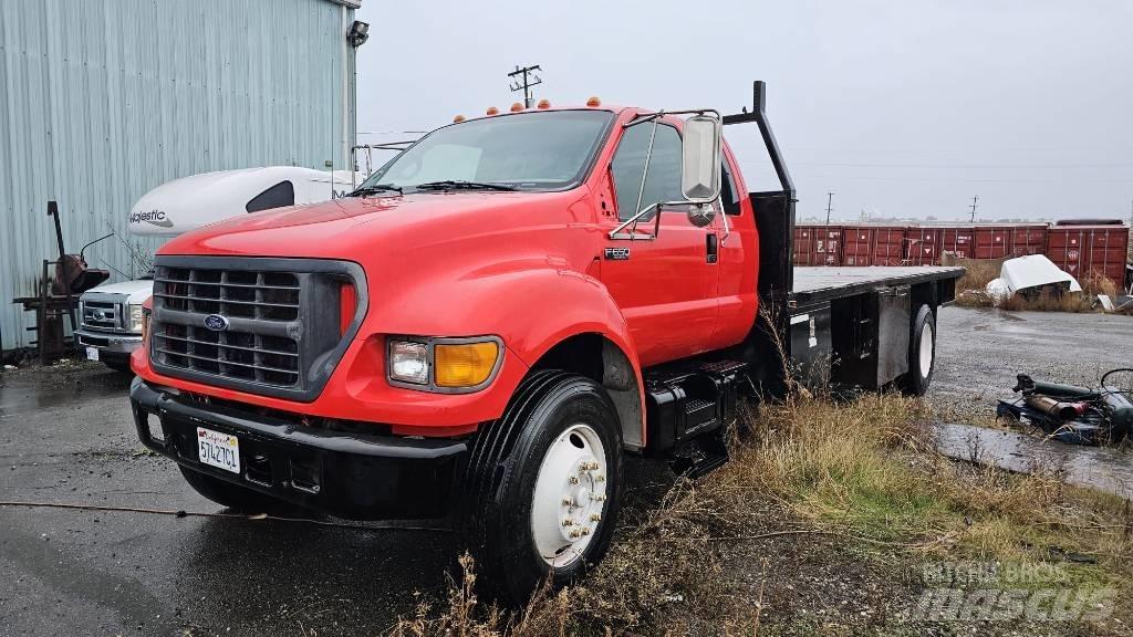Ford F650 Plošinové nákladné automobily/nákladné automobily so sklápacími bočnicami