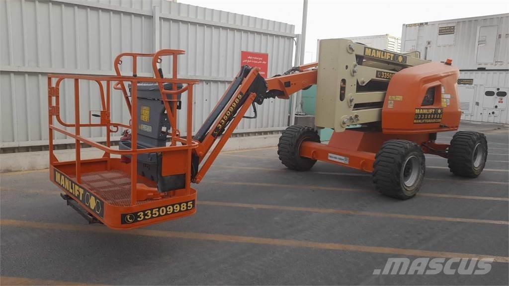 JLG 450AJ Kĺbové plošiny