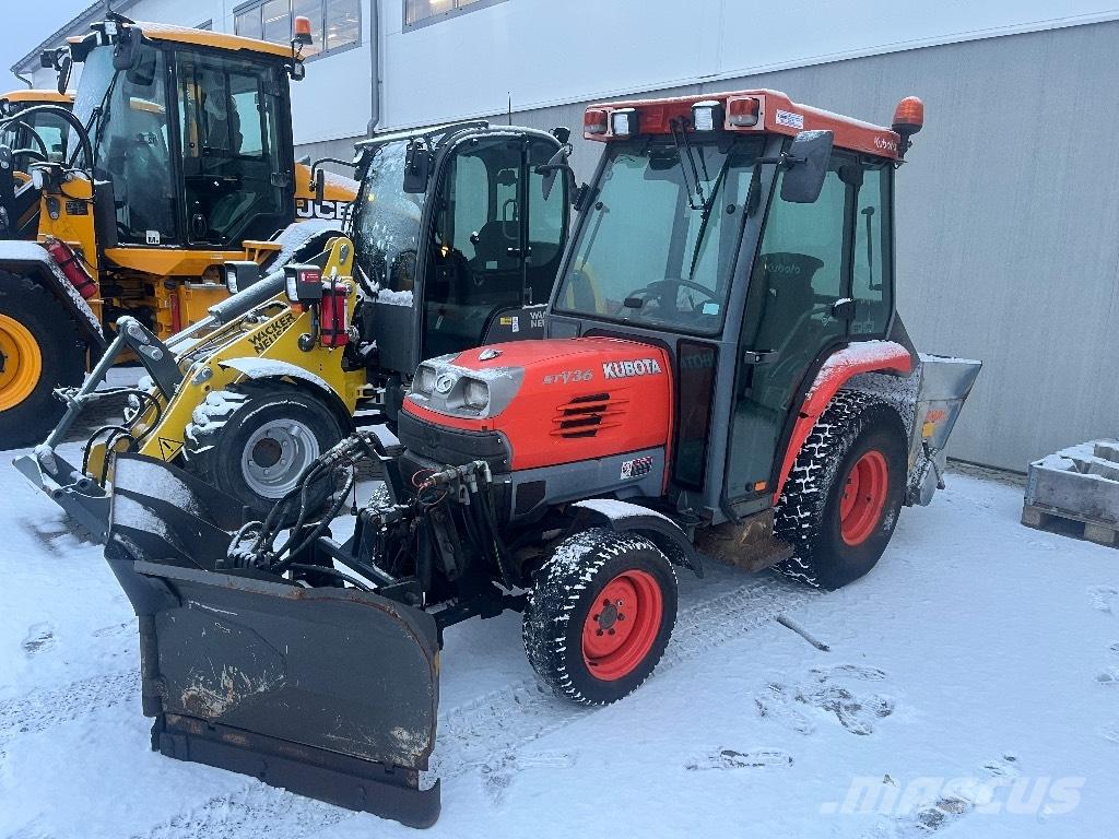 Kubota STV 36 Kompaktné traktory