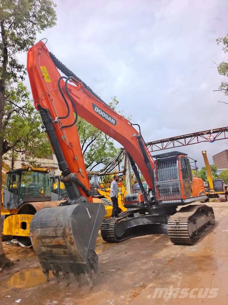 Doosan DX 300LC-9C Pásové rýpadlá