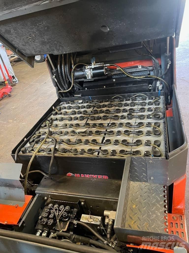 Toyota 7FBMF30 Akumulátorové vozíky