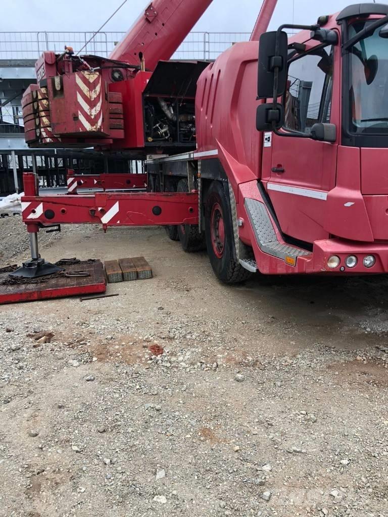Grove GMK 5130-2 Univerzálne terénne žeriavy